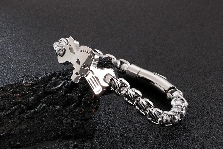 Cycolinks Skull & Driver Chain Bracelet