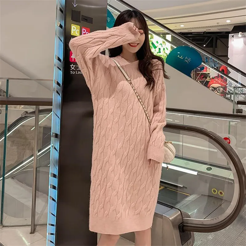 

Sweater skirt female 2019 autumn and winter new twist sleeves over the knee long solid color long-sleeved loose knit dress