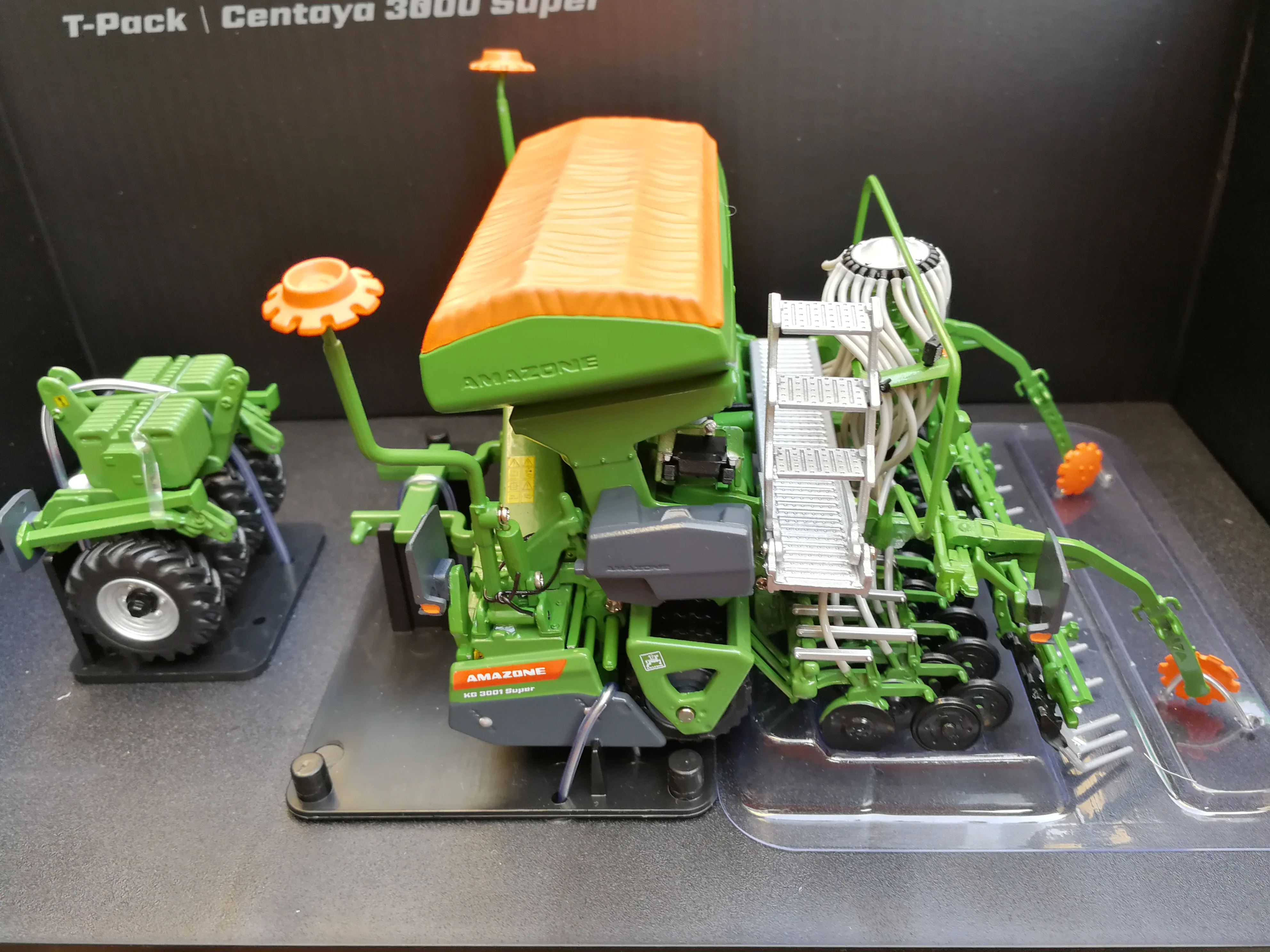 Супер T Pack игрушка UH 5384 1:32 AMAZONE Centaya 3000|excavator pc-200|toy motorcycletoy boy |