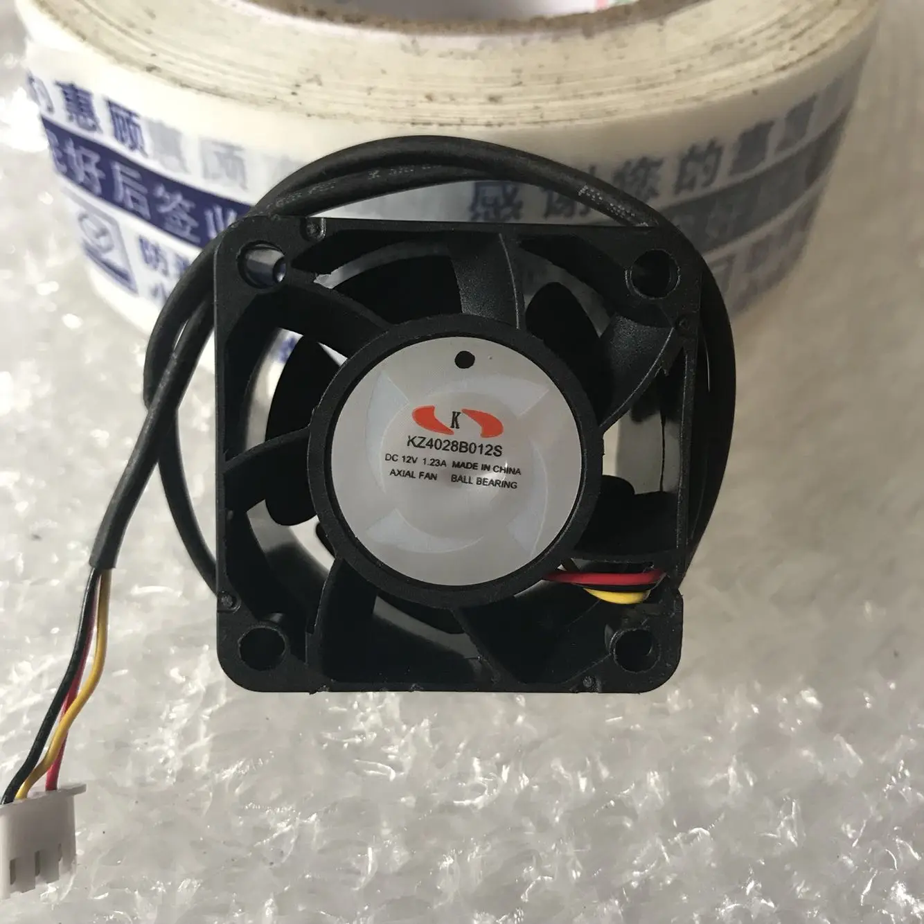 For K 4028 12V Kz4028b012s 1.23a 4cm Large Air Server Cooling Fan | Компьютеры и офис