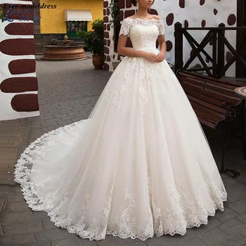 

2019 Off Shoulder Wedding Dresses Short Sleeves Lace Appliques Button Back Gorgeous Bridal Gowns Bride Dress Robe De Mariee