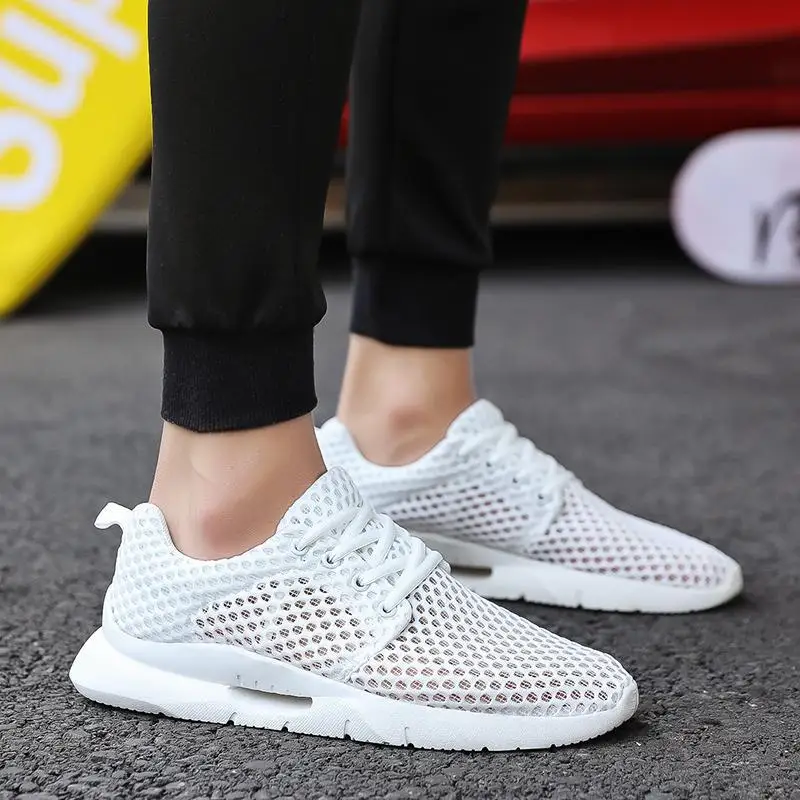 

2018 Spring And Summer Punched Sheet Shoes Men's Korean-style Trend of Fashion Solid Color New Style Men Athletic Shoes Fashion