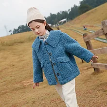 Вельветовое пальто для маленьких девочек; Верхняя детская зимняя куртка; г. Пальто для девочек; Новая Осенняя шерстяная ткань в Корейском стиле