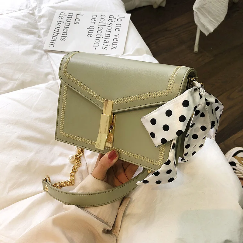 

Shangxin Baonu Summer 2019 New Baitao Slant Bag Fashion Silk Scarf Chain Single Shoulder Embroidery Small Square Bag
