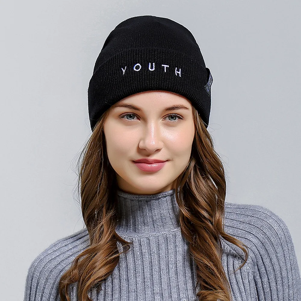 

Women Beanie Hedging Cap for Winter and Autumn Woolen Embroidered Letter Pattern Solid Color Soft Outdoor Play Warm