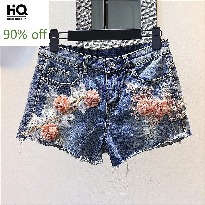 

2020 Summer New Hole Ripped Short Jeans Women Korean Style Embroidery Flower Sequined Wide Led Jeans Short Vintage Short Mujer