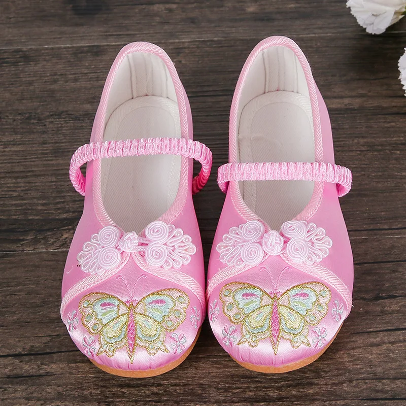 

Children Embroidered Shoes National Wind Girls Cheongsam Ancient Costume Chinese Clothing Shoe Kids Medium-sized Child Rubber So
