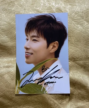 

hand signed TVXQ U-KNOW autographed group photo 4*6 autographs in ink 032020C