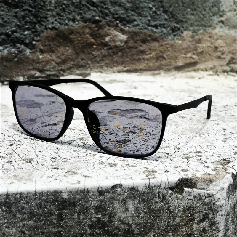 Ретро Классические со стразами прогрессивные модные очки для чтения мужчин и женщин цвет мульти фокус Выпускной очки с коробкой FML