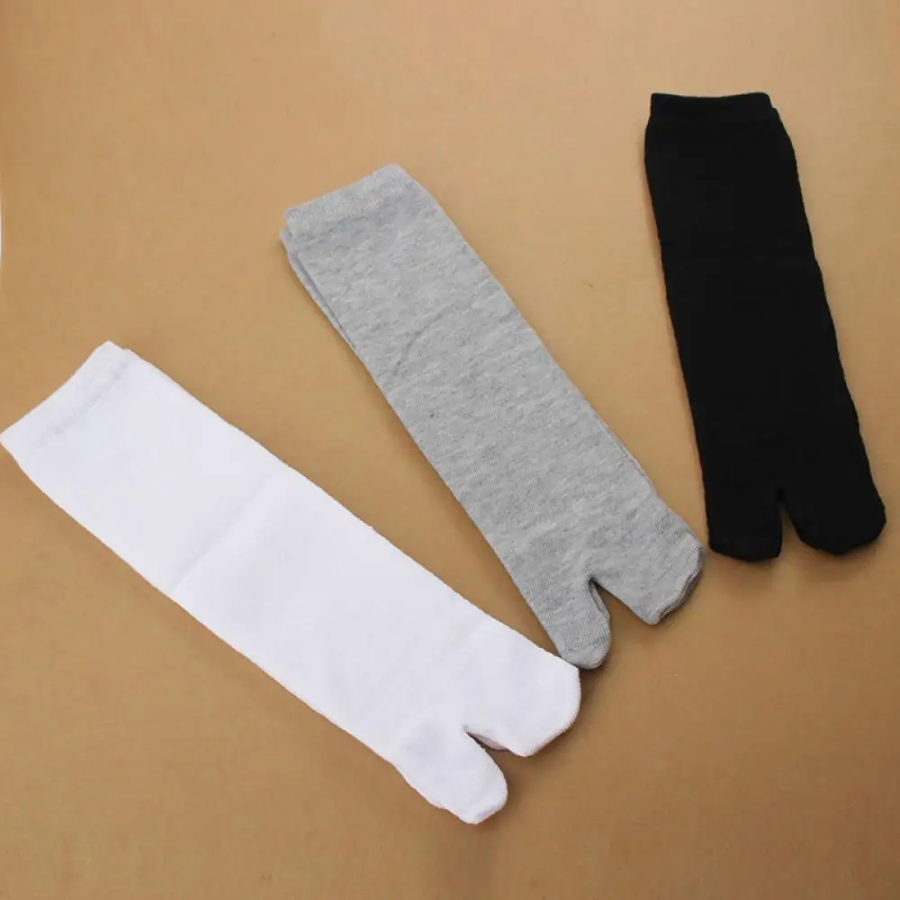 Hot Sale 1Pairs Unisex Japanese Kimono Flip Flop Sandal Split Toe Ninja Socks Ankle Men Socks Comfortable High Quality