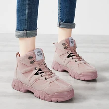 Зимние теплые женские прогулочные ботинки; обувь martin на танкетке; уличные Водонепроницаемые зимние розовые ботинки на шнуровке, увеличивающие рост