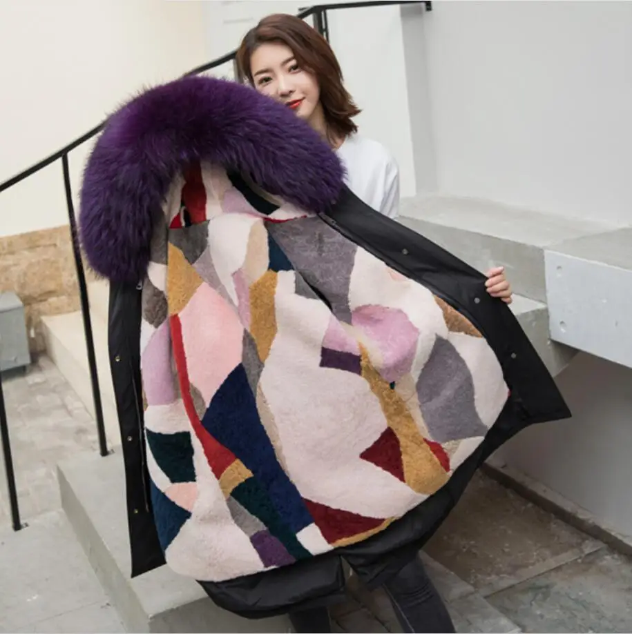 Medium length purple Женская зимняя Новинка года, модное пальто с капюшоном из натурального меха енота, натуральная оторочка из овечьей шерсти, куртки парка с наполнителем, длинная куртка N128 - Цвет: Medium length purple