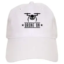 Дрон на бейсбольной кепке
