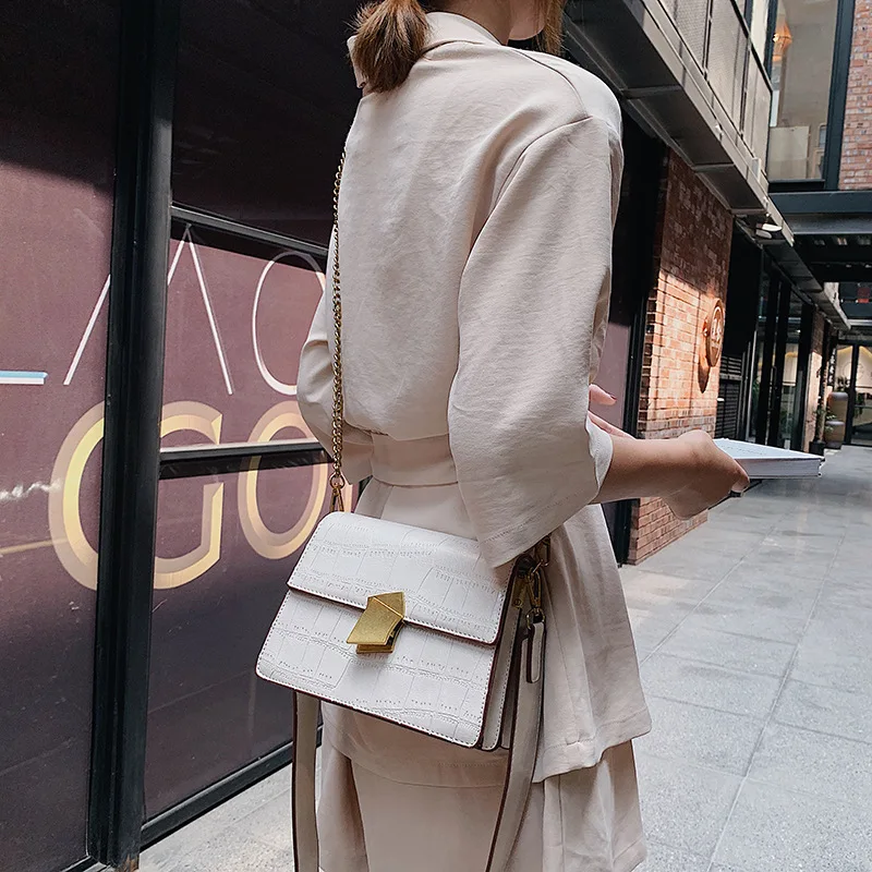 

2019 New Korean Fashion Pattern Handbag Texture Lock Single Shoulder Messenger Bag alligator