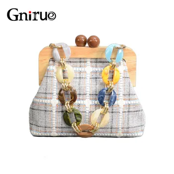 

2020 New Luxury Women Messenger Bag Bucket Bags Wooden Clip Evening Bag Acrylic Chain Handbags Banquet Party Wallet Shoulder Box