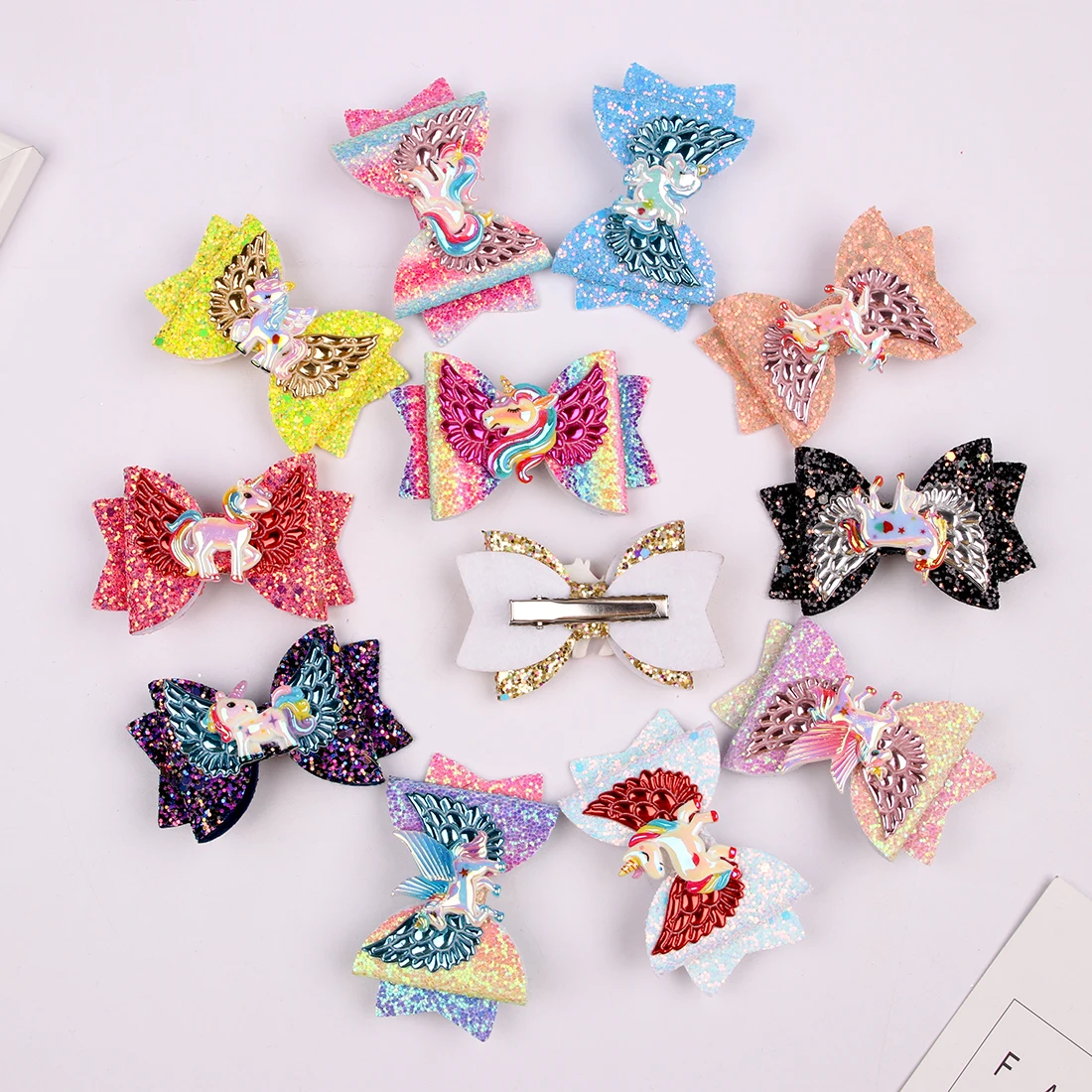 12pcs/lot Children Unicorn Hairpins Girls Glitter Hair Bows Cartoon Wing Fly Kids Hairgrips 3 Inch Rainbow Color Bow Hair Clips