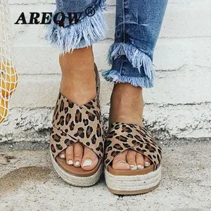 Women Slippers Summer Slip on Sandals Shoes Casual Soft Leather Slippers Female Retro Flip Flops Shoes Women Platform Sandals