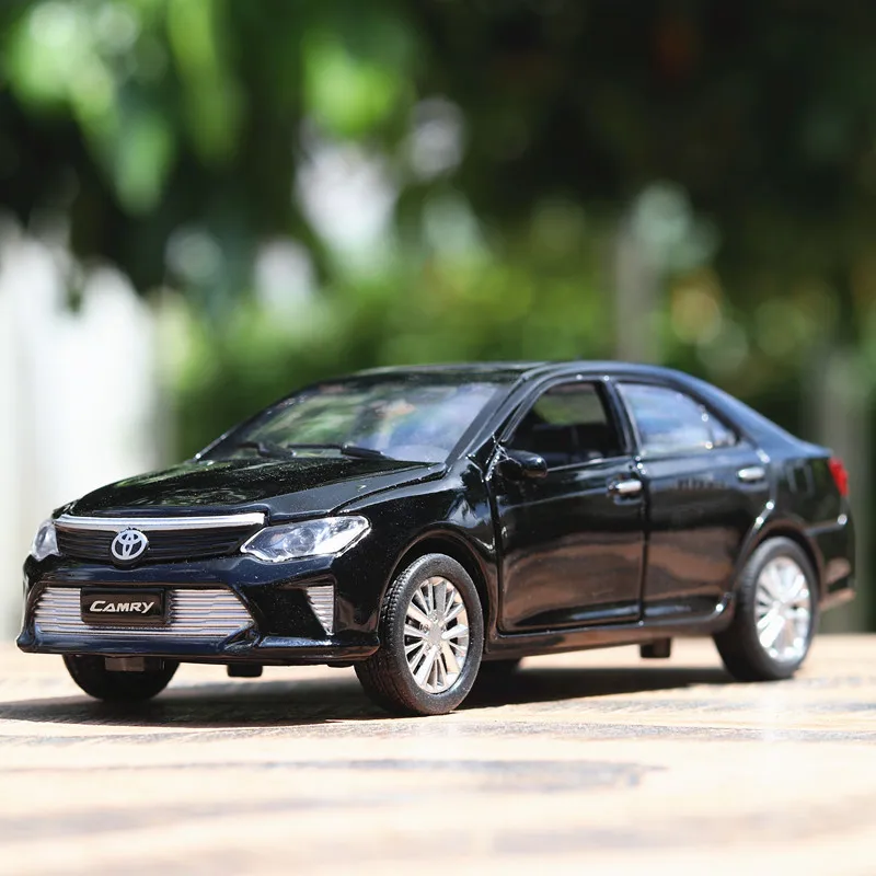 Литая модель автомобиля из сплава 1:32 детские металлические игрушки для Toyota Camry