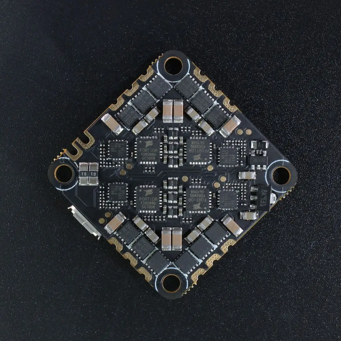 Контроллер полета GEPRC GEP 20A F4 AIO F4 MPU6000 OSD 20A Blheli S 2-4S бесщеточный ESC 26,5x26,5 мм для гоночного дрона RC FPV