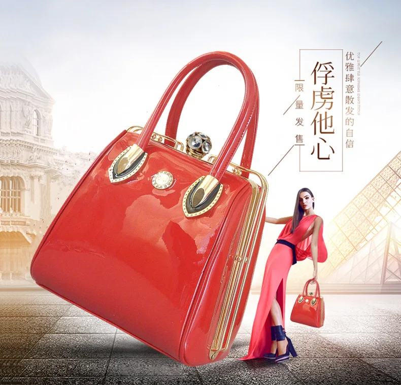 

2019 New Style WOMEN'S Bag Bright Red Marriage Patent Leather Bright Surface Handbag Metal Steel Clip Crystal Buckle WOMEN'S Bag