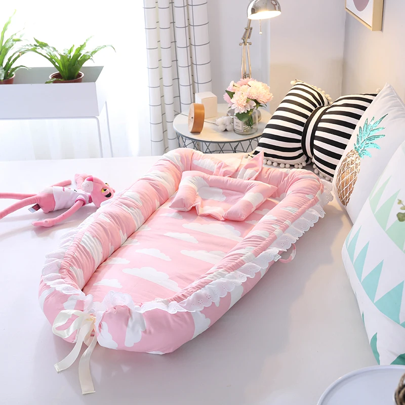 Portable Baby Bed Foldable Infant Travel Bed Soft Comfortable Pillow Newborn Nest Multifunction Baby Cot Cradle Baby Crib