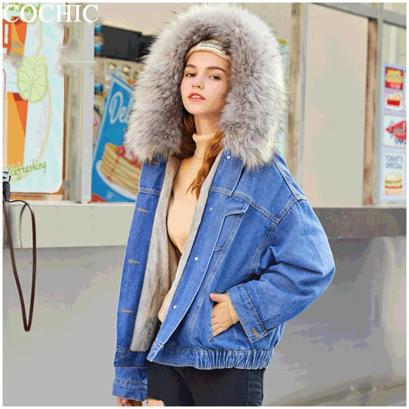 

Plus velvet Fleece denim Big Flaux fur collar thick Warm cotton short coat casual Plush Pocket Winter Jean Jacket