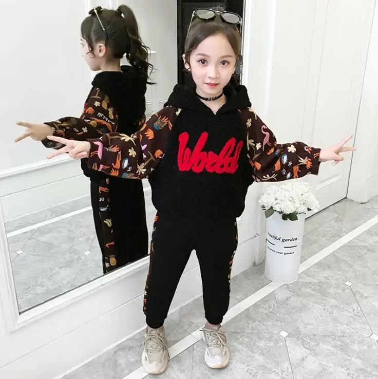 10.9th Good Quality Winter Thicken Girl's Suit Printed Fashion Sweatshirt trousers Children's suit 110-160cm Retail - Цвет: 1