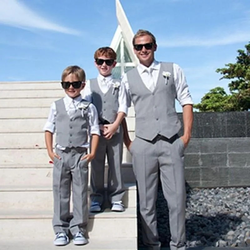 

Gray Boy's Formal Wear Tuxedos Children Clothing For Beach Wedding Party Kids Suit Boy Set 2pcs (Vest+Pants) Custom