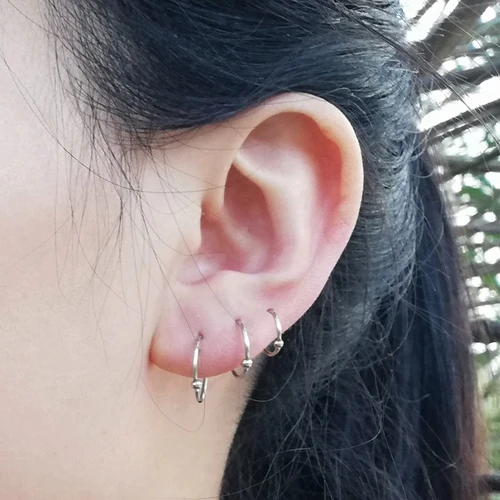 2 개/갑/팩 외과 스테인레스 스틸 와이어 얇은 링 귀 고리 피어싱 코 링 루프 귀 Tragus Cartilalge 귀걸이 바디 쥬얼리 4