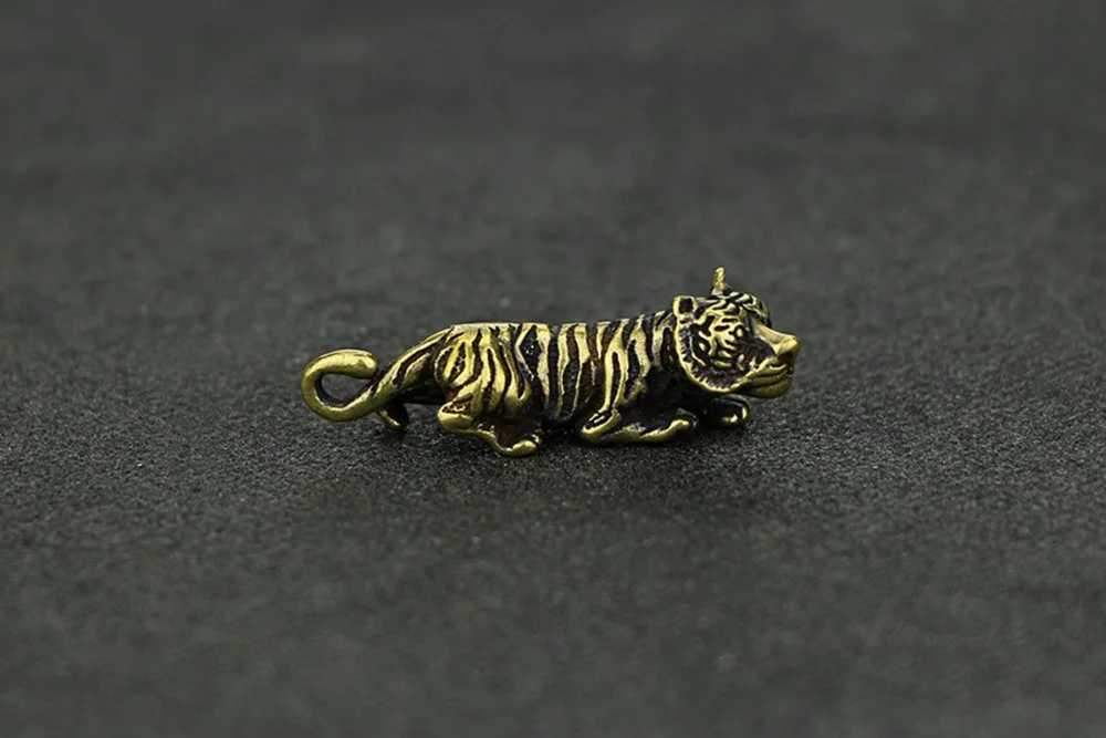 Медный Тигр маленькие украшения Ретро латунь Китайский Зодиак статуя тигра статуэтки Брелки Подвески античный декор для домашнего стола