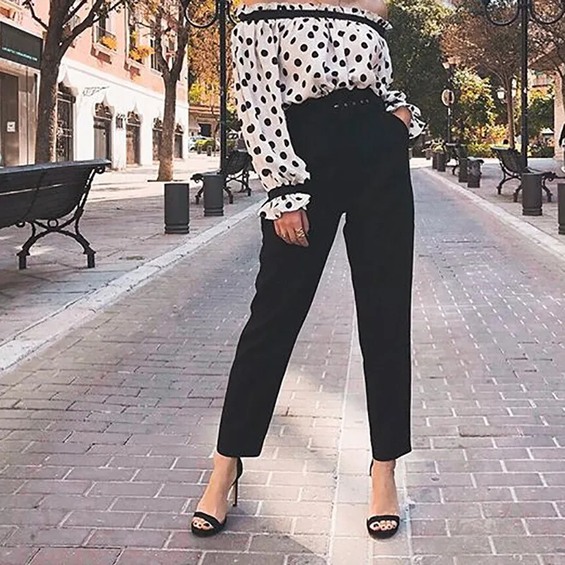 13121602177_1673310685