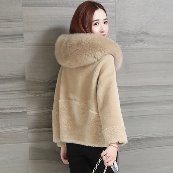 

2020 New Real Fur Coat Women Fox Fur Hooded Korean Autumn Winter Sheep Shearing Wool Jacket Overcoat Manteau Femme KJ3566