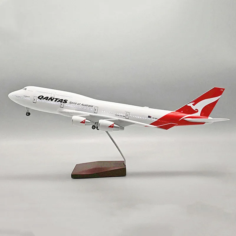 

47cm Boeing 747 Australian Airlines With Voice Controlled Light Landing Gear Wheel Civil Aircraft Model Gift Ornaments
