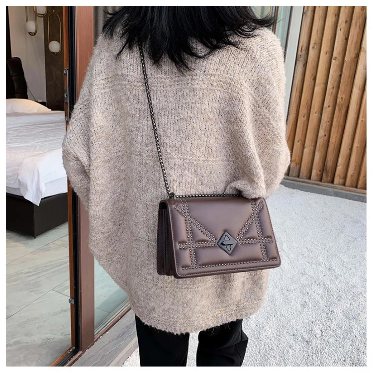 02 (1).jpg