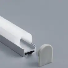 Алюминиевый профиль с круглым молочным покрытием и торцевые крышки и зажимы для светодиодных полосок
