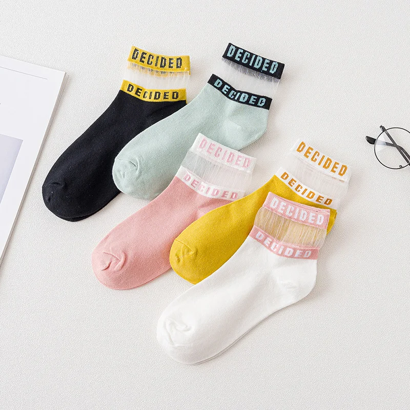Милые повседневные спортивные короткие носки с буквенным принтом; сезон лето-осень-весна; шелковые женские носки из стекла; уличная одежда для девочек; японские носки-башмачки Kawaii