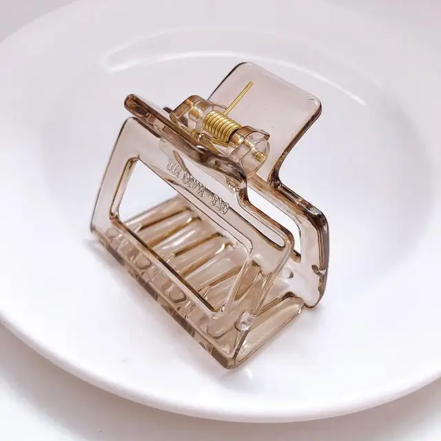 1PC Barrettes  Hair Claw For Women Acrylic Hairpins Hair Crab Claws Girls Make UP Washing Tool Accessories Women Hair Clips 2021 24