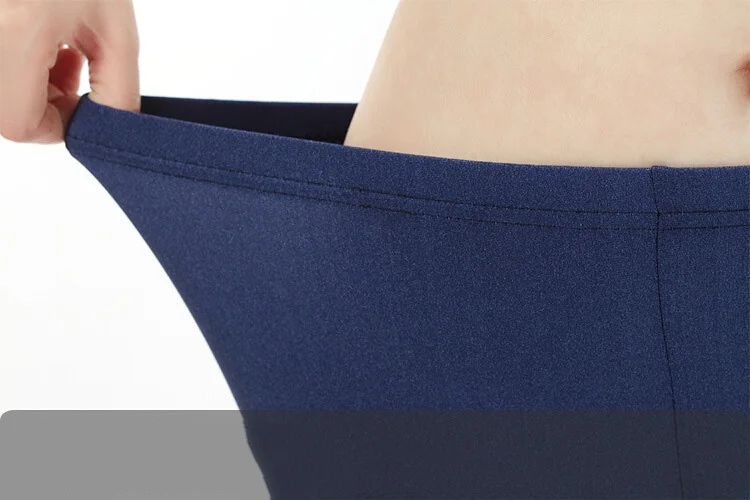 2828256831_2070311134