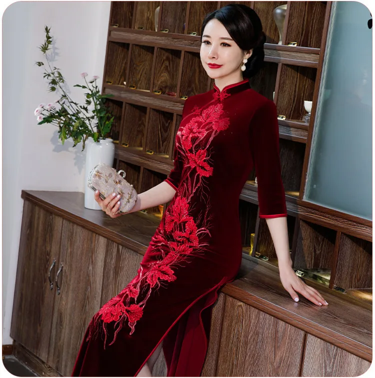 Sheng Coco Цветы Вышивка ремесла китайское платье Cheongsam длинный бархат Cheongsam Женский Винтаж Vestidos 4XL китайское платье