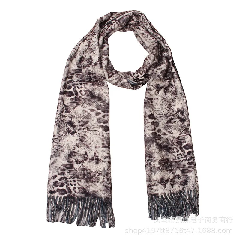 

Leopord Pattern Snakeskin Leopord Pattern Faux Cashmere Winter Style Pure Cotton Cotton Blended on Both Sides of Pull Short Bear
