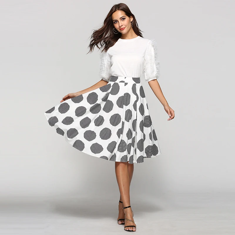 

Women autumn skirts to knees 2019 fashion ladies dot printed casual summer midi skirt pleated plus size