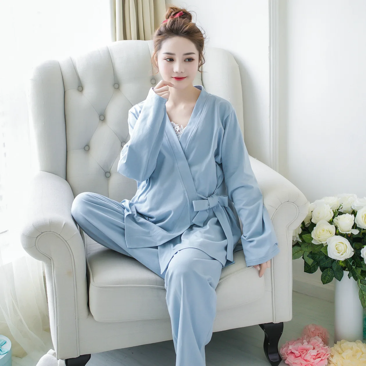 

Photo Shoot Spring And Summer Confinement Clothing Thin Three-piece Set-Postpartum Pregnant Women Feeding Lactation Garment Paja