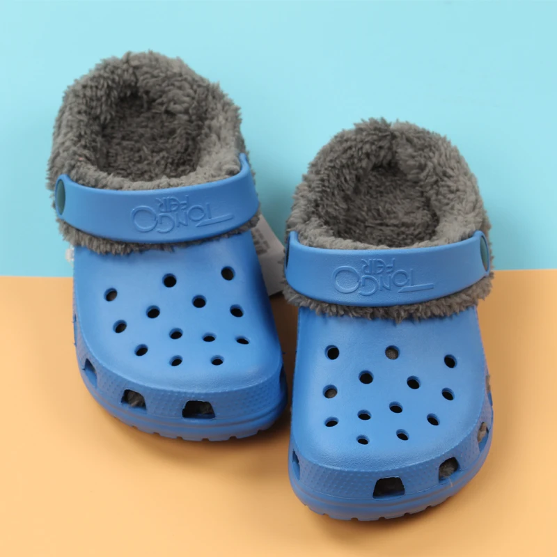 Зимние детские сабо на теплом меху; Детская домашняя обувь; шлёпанцы с отверстиями; темно-синие милые сандалии на шпильках; детская обувь на плоской подошве из ЭВА - Цвет: WO RUB