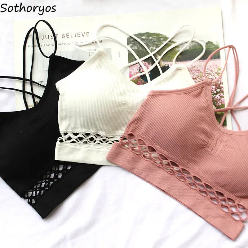 Бюстгальтер пуш-ап однотонный без косточек с перекрестными лямками | Женская