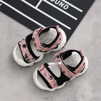 

2020 summer new children's Baotou shoes baby toddler sandals non-slip soft bottom boys and girls beach shoes pink white yellow