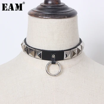 

[EAM] Women Black Rivet Metal Circle Split Joint Necklace New Temperament Fashion Tide All-match Spring Autumn 2020 1T387