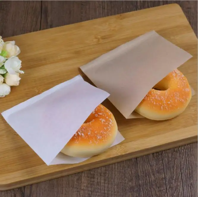 

200 pcs 12x12cm Oil proof Kraft paper bag sandwich Donuts bags bread food bags Trigonometric Clover Newspaper SweetCustomized