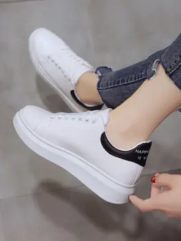 

Korean Women Vulcanize Shoes Students Spring Autumn Breathable Shoes Women Flats Soft Fashion Casual Women Running White Shoes