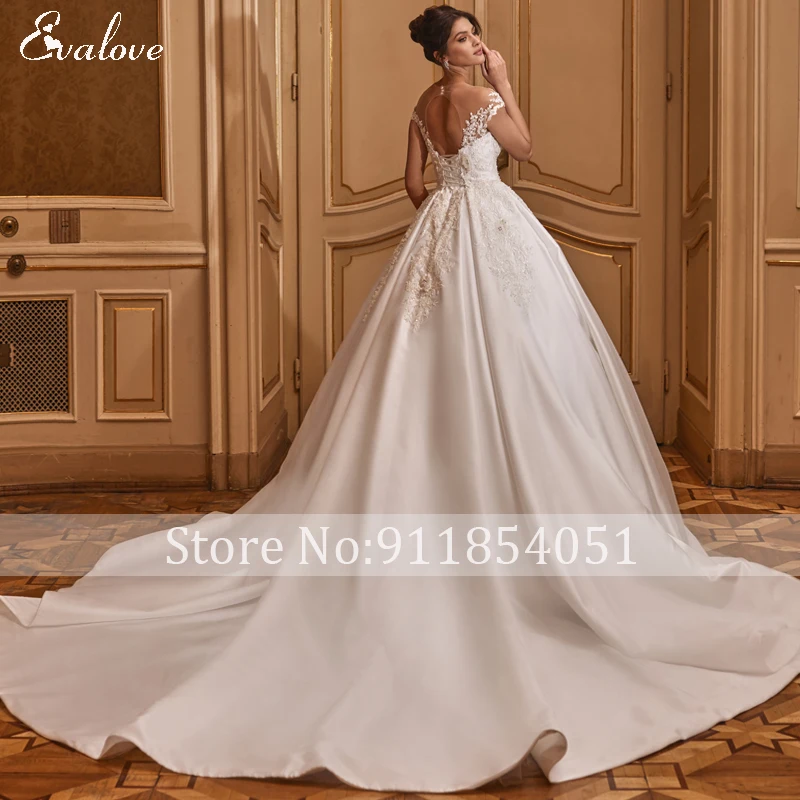 bridesmaid dresses EVALOVE Romantic Scoop Neck Cap Sleeve A-Line Wedding Dress 2022 Luxury Beading Appliques Satin Court Train Vintage Bridal Gown mermaid wedding dress