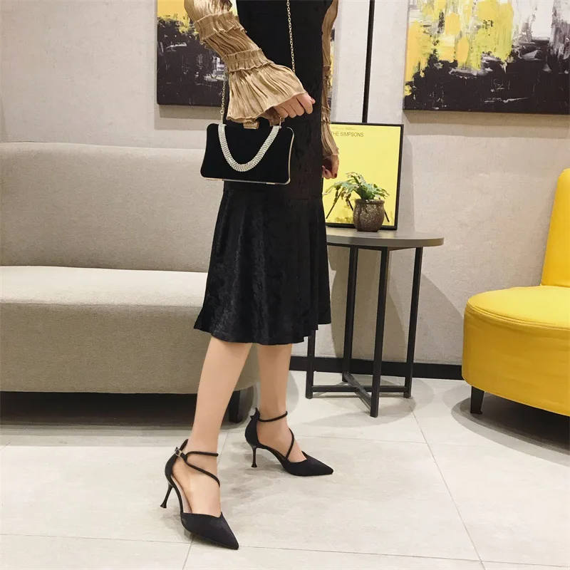 

Qs937-5 Spring 2020 New Style High Heel Shoes Women's Pointed Toe Thin Heeled-Versatile Black Work Shoes Shallow Mouth Shoes